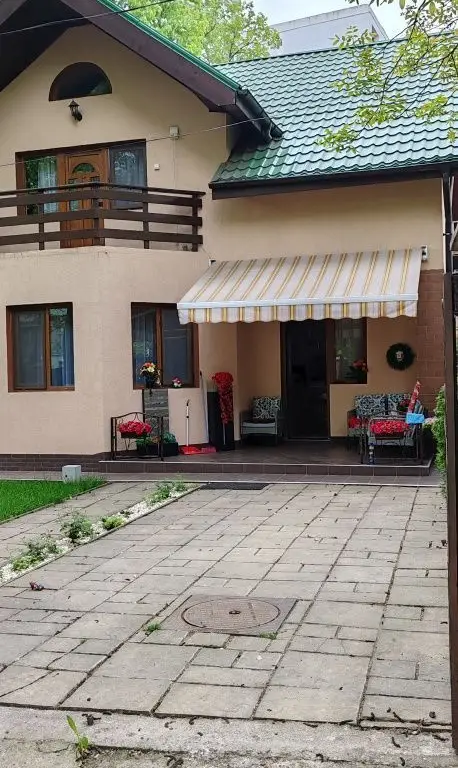 Vind casa in Iași, cartier Tatarasi constructie 2010.