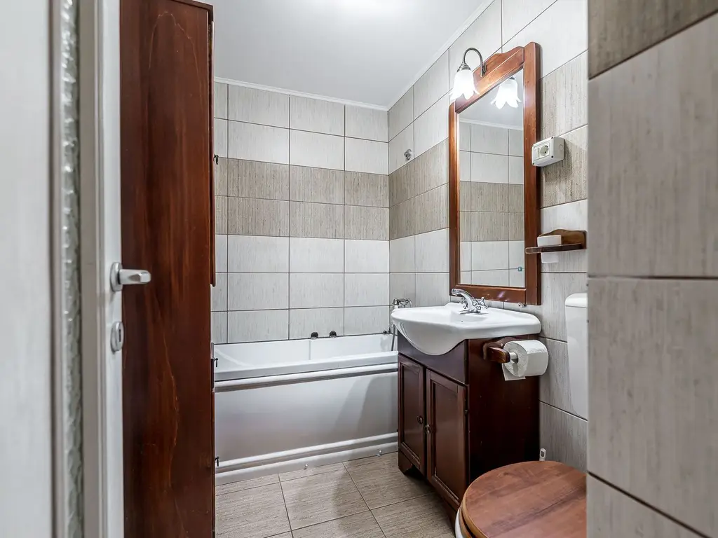 REZERVAT!! Apartament 3 camere Micalaca 300. Vedere superbă