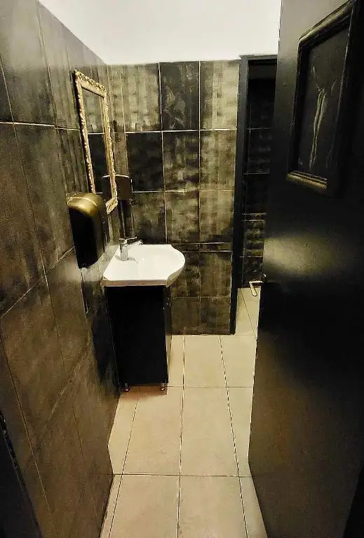 BRASADAS vinde Afacere la cheie Centrul Vechi Pub / Bistro.