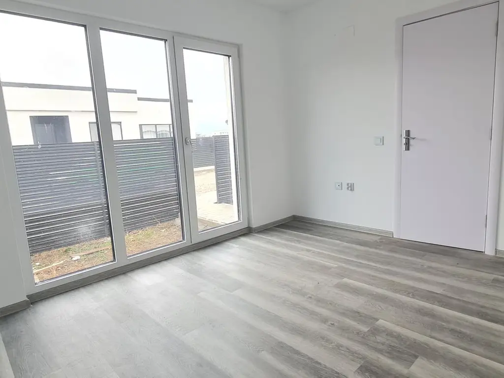 Casa 4 camere un nivel finalizata intabulata cartier Izvor Tarlungeni