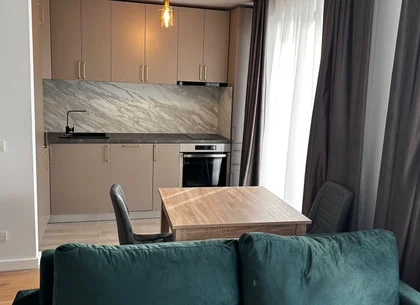 Studio dublu, Casa Presei, parcare subterană inclus, propietar