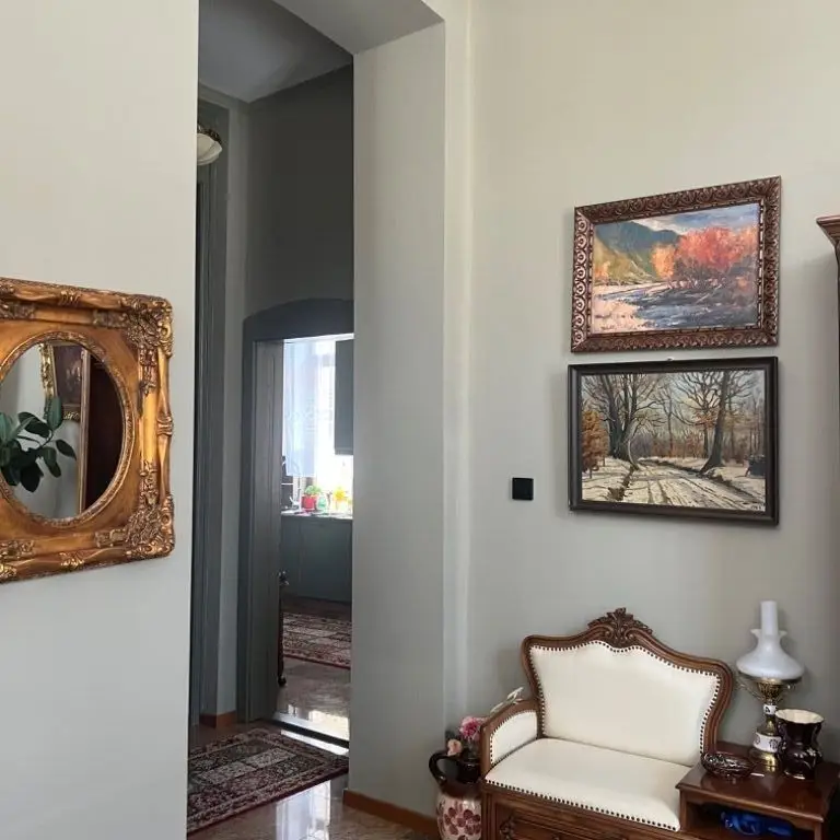 BRASADAS vinde casa cu 3 dormitoare in zona Titulescu.