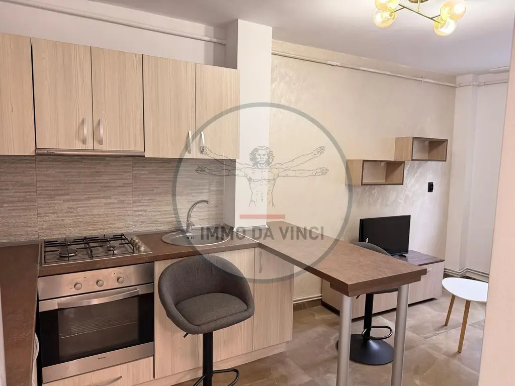 Prima închiriere după renovare totală 2 camere,  Zona Aurel Vlaicu