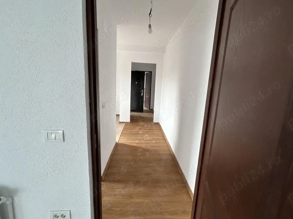 Vind casa singur curta nou o+1 , zona tei