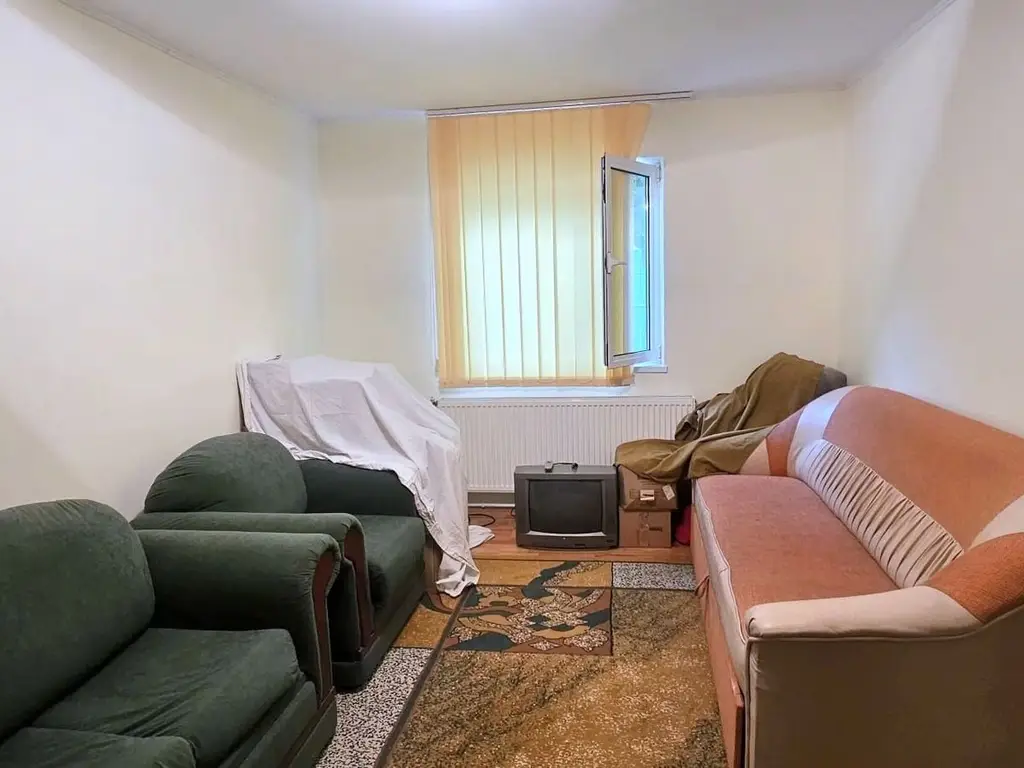 Casa la sol cu teren 1055 mp si livada - Vanatori, Galati