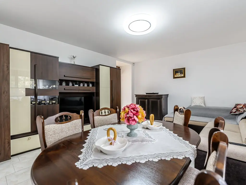 Rezervat Proprietate de vis cu teren 2880 mp și facilități PREMIUM