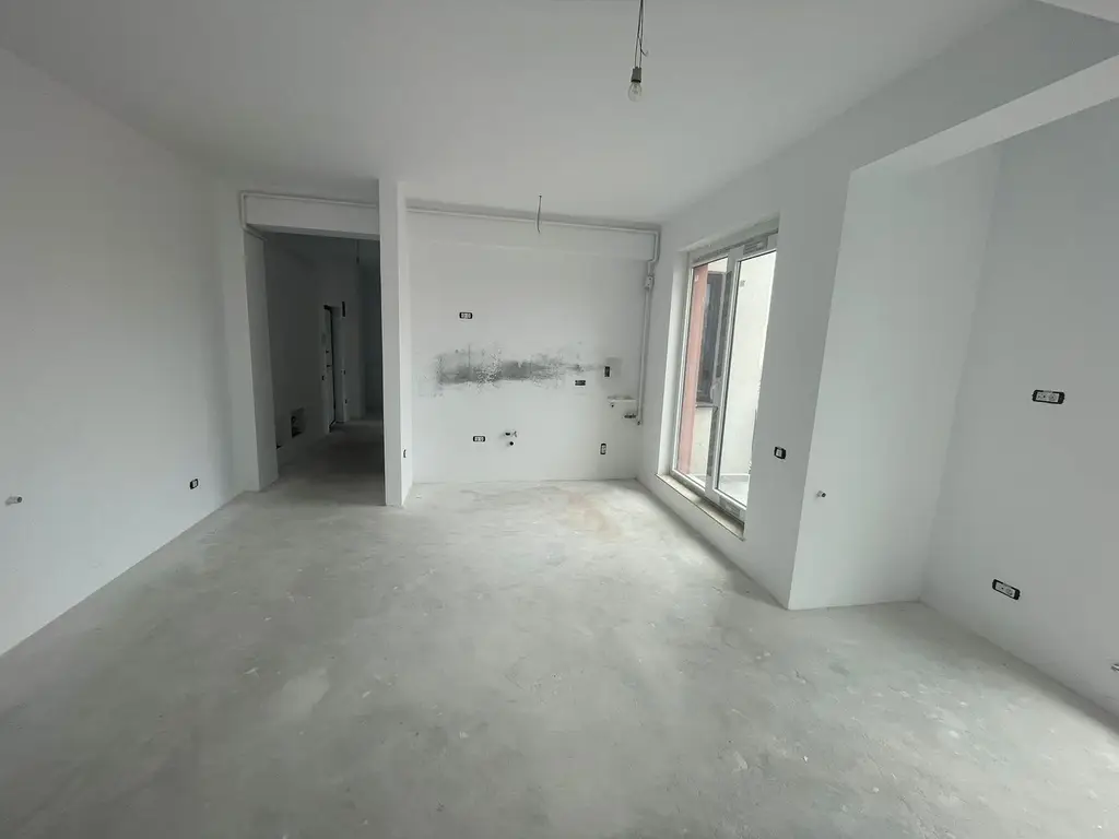 Apartament 2 camere 54 mp Otopeni central