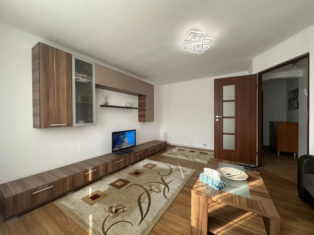 Închiriere apartament spațios și foarte curat Cartierul Scriitorilor