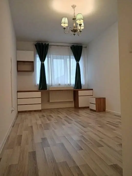 Ag BRASADAS vinde ap 2 cam MOBILAT cu PARCARE Berceni.