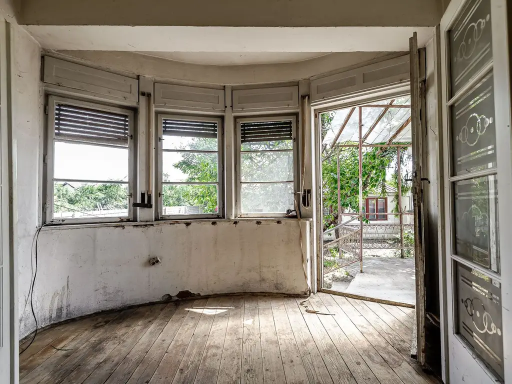 Casă pe Str. Dorobanților | 716 mp teren | Pârneava