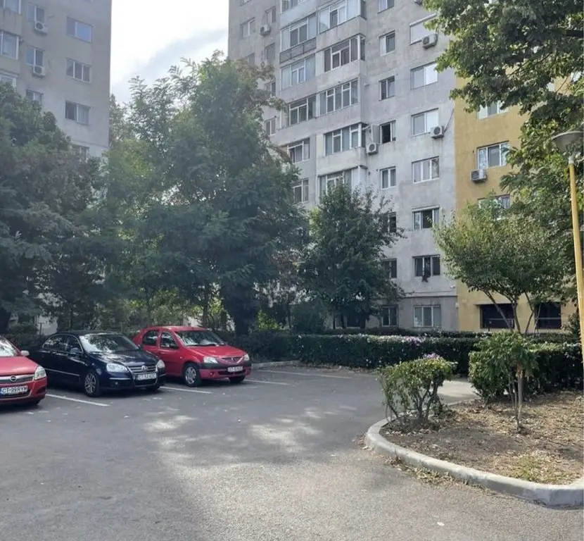 Apartament 2 camere de vanzare