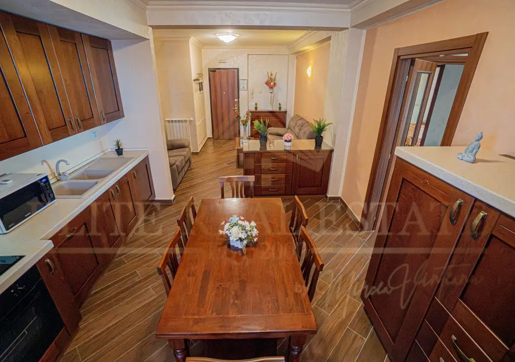 Stațiunea Mamaia - 3 camere, vedere panoramică la lac – Vila Ovidiu