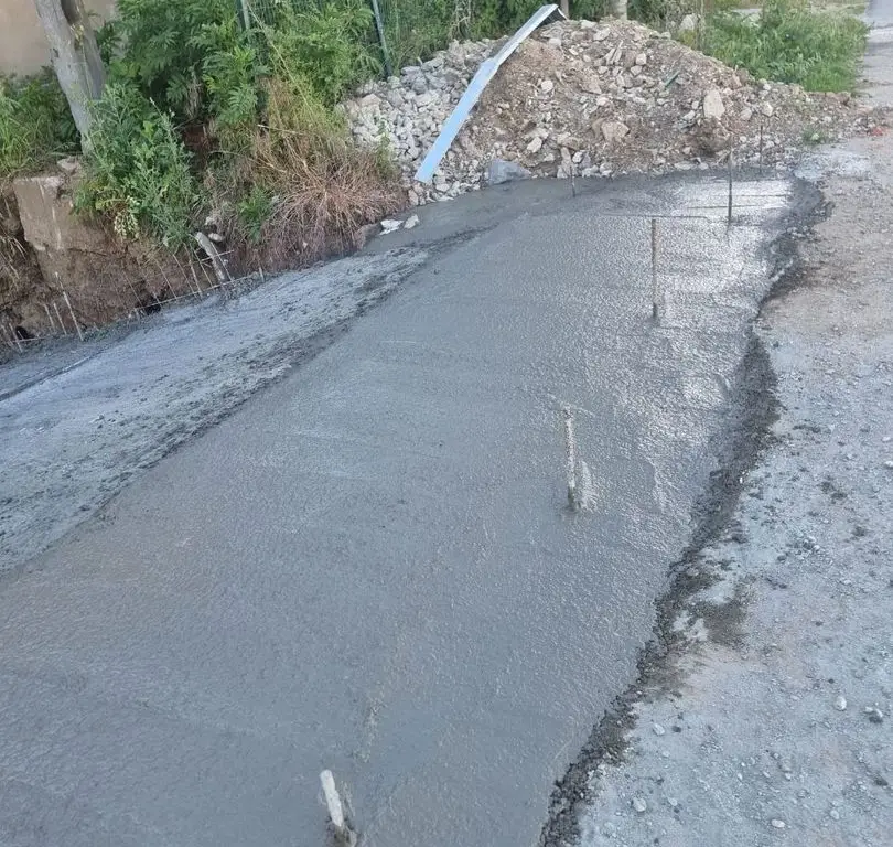 Drumul intre Tarlale spatiu 550 mp
