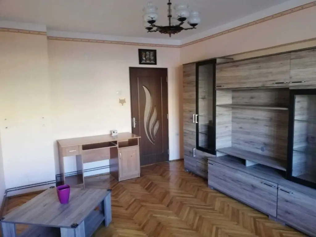Apartament 2 camere decomandat langa Kaufland Carei