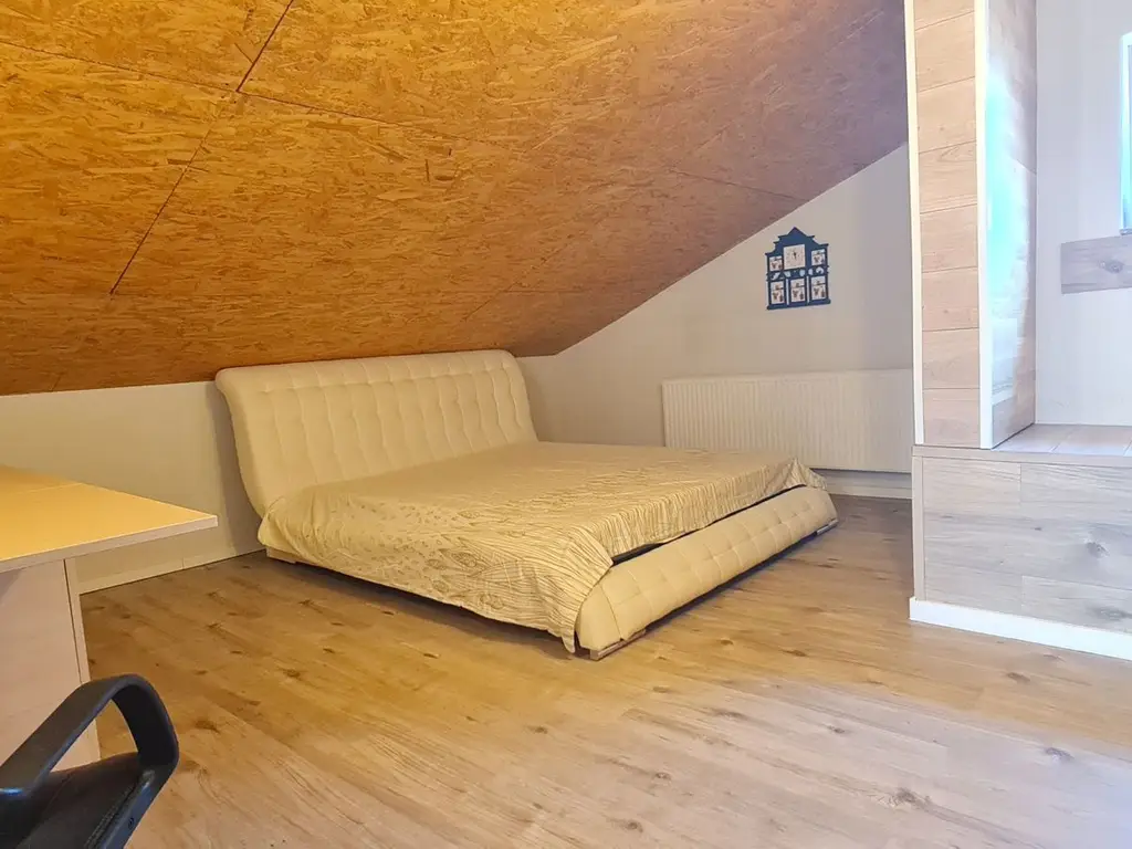 Casa semimobilata semiutilata modern cartier Izvor Tarlungeni Brasov