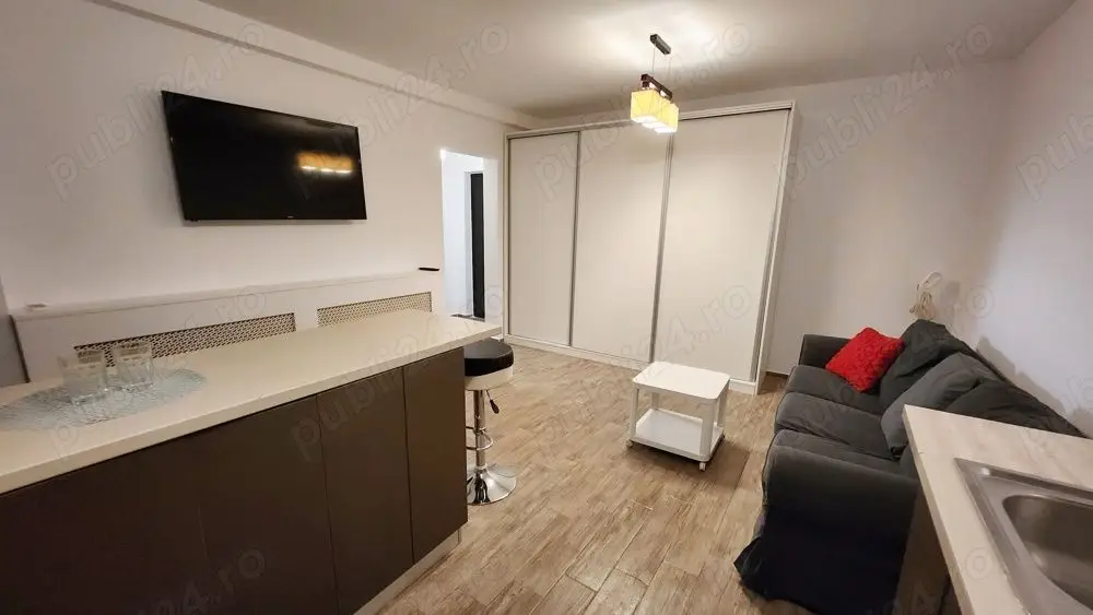 Ofer spre inchiriere ap cu 2 camere Aparatorii Patriei