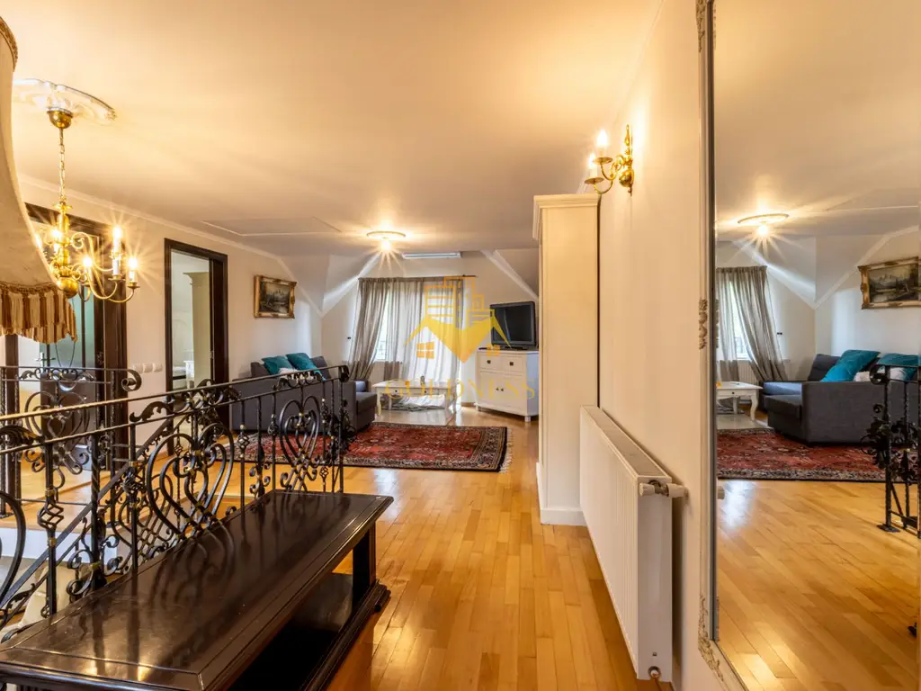 Casa individuala, 5 camere, dressing,garaj, 1000 mp gradina, Borhanci