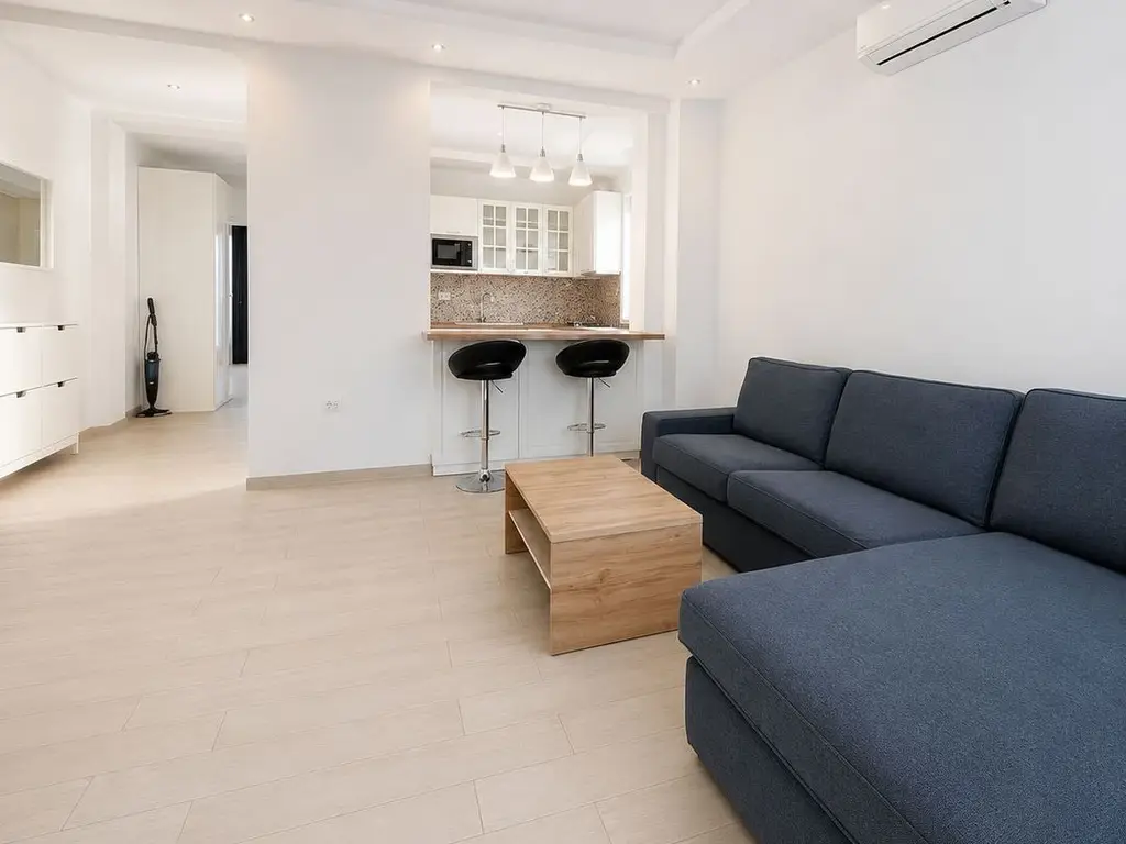 Inchiriez apartament 2 camere, Dumbravita langa padure