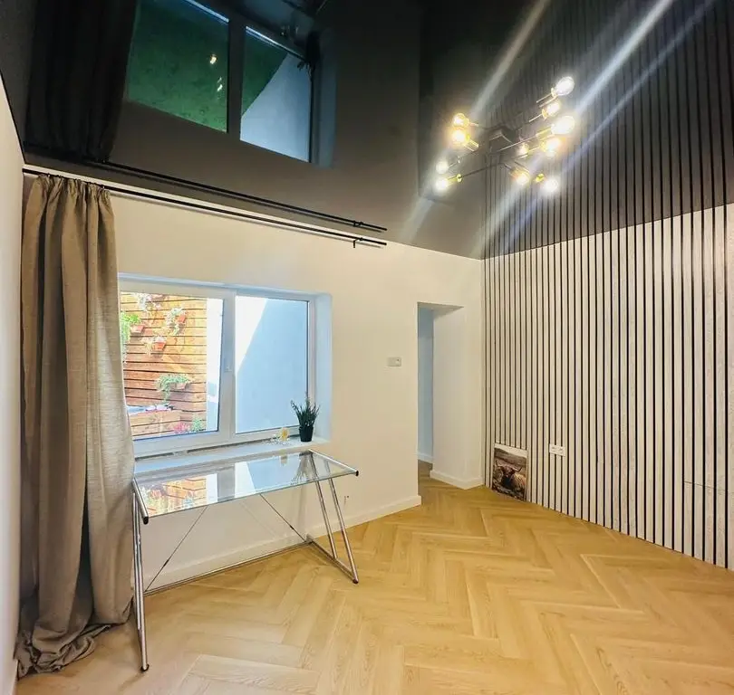 Casă la cheie, 140 mp + teren 540 mp — Zonă centrală Oradea. 387.000 E