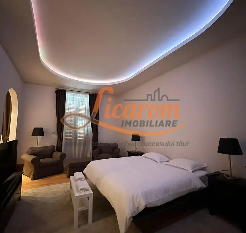 Casa saseasca CRISTIAN,amenajata LUX,pt turism,piscina,curte