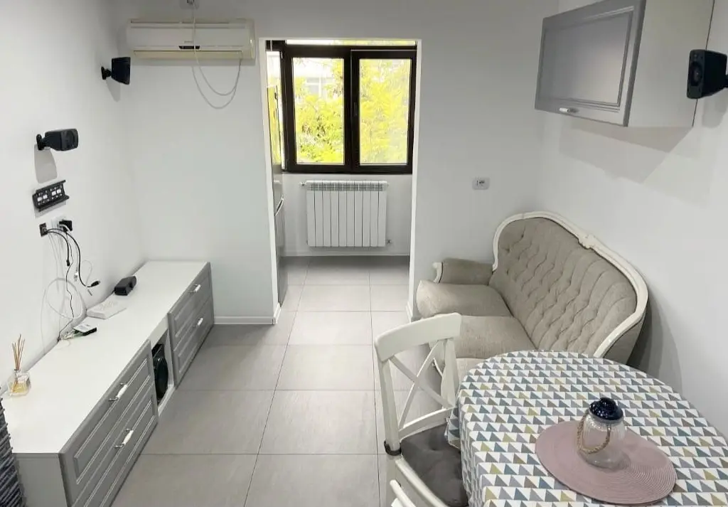 Apartament cu doua dormitoare, mobilat - cartier IC FRIMU