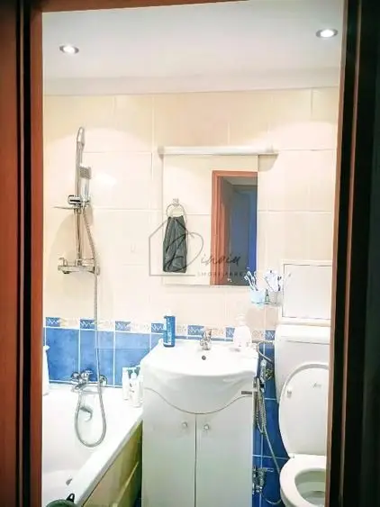Apartament 3 camere complet mobilat + boxa + parcare Resita Crisului