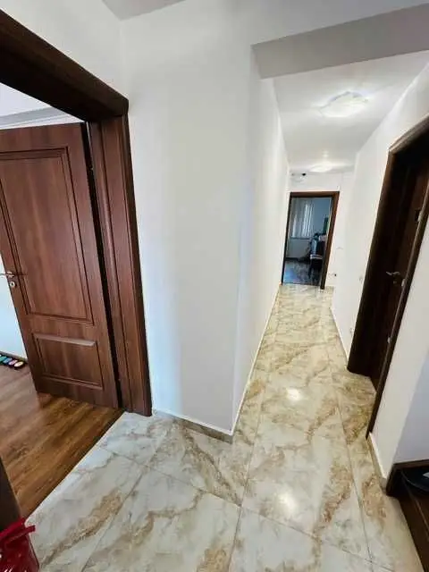 Vila de locuit + birouri P+1+M in Antiaeriana - Margeanului