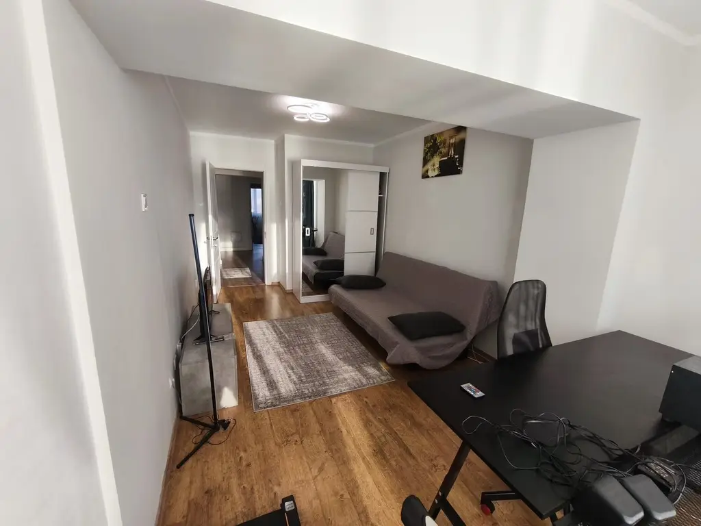 De inchiriat apartament spatios, 3 camere, pe Faleza, 900 euro
