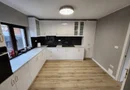 Vindem casă cu terasă lângă hanul Trei Sarmale