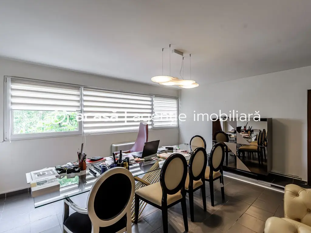 Hală industrială de vânzare 3495 mp în Arad