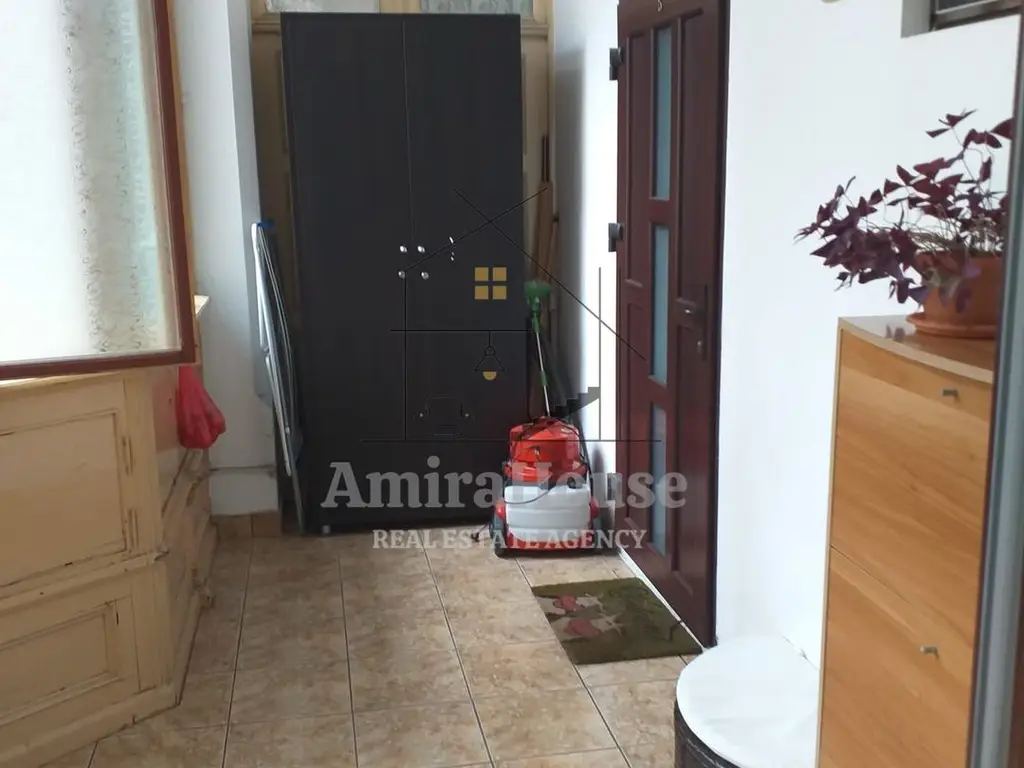 Apartament 3 camere, finisat, 75 mp si pod mansardabil, Bulevardul Eroilor