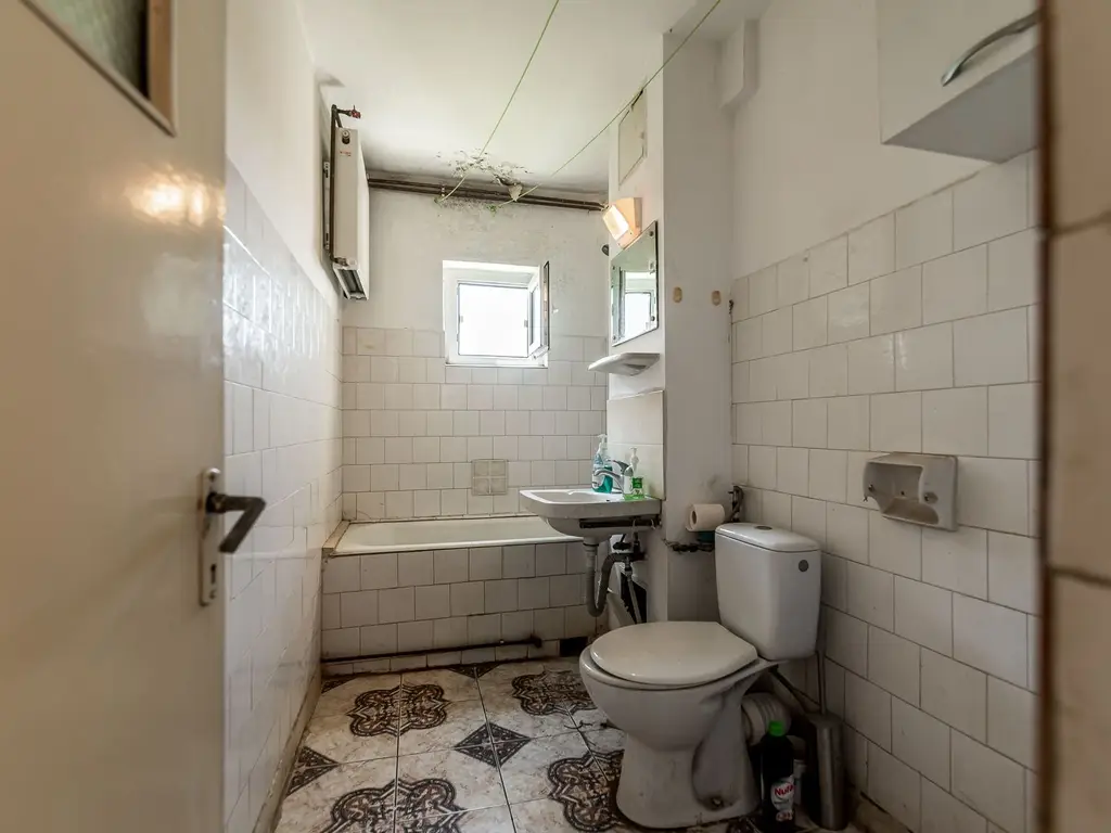 Apartament 3 camere în Vlaicu (zona Agora Mall) – etaj 2/4