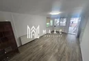 Apartament la casa cu 3 camere si curte Strada Bucegi