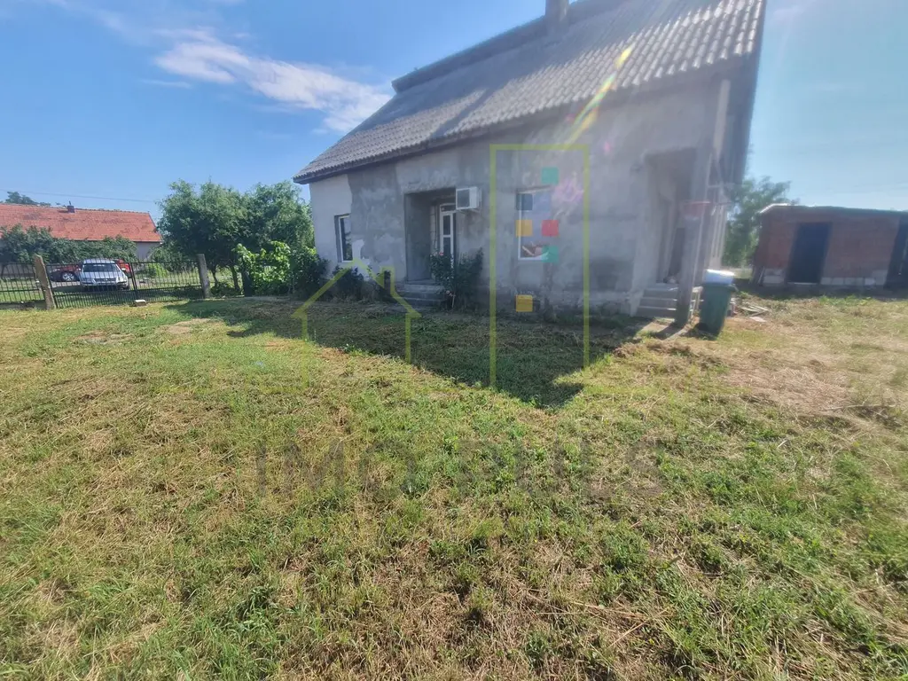 Teren in vatra veche. Beregsau Mare