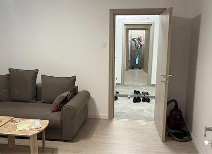 Vand apartament 3 camere Drumul Taberei-Romancierilor