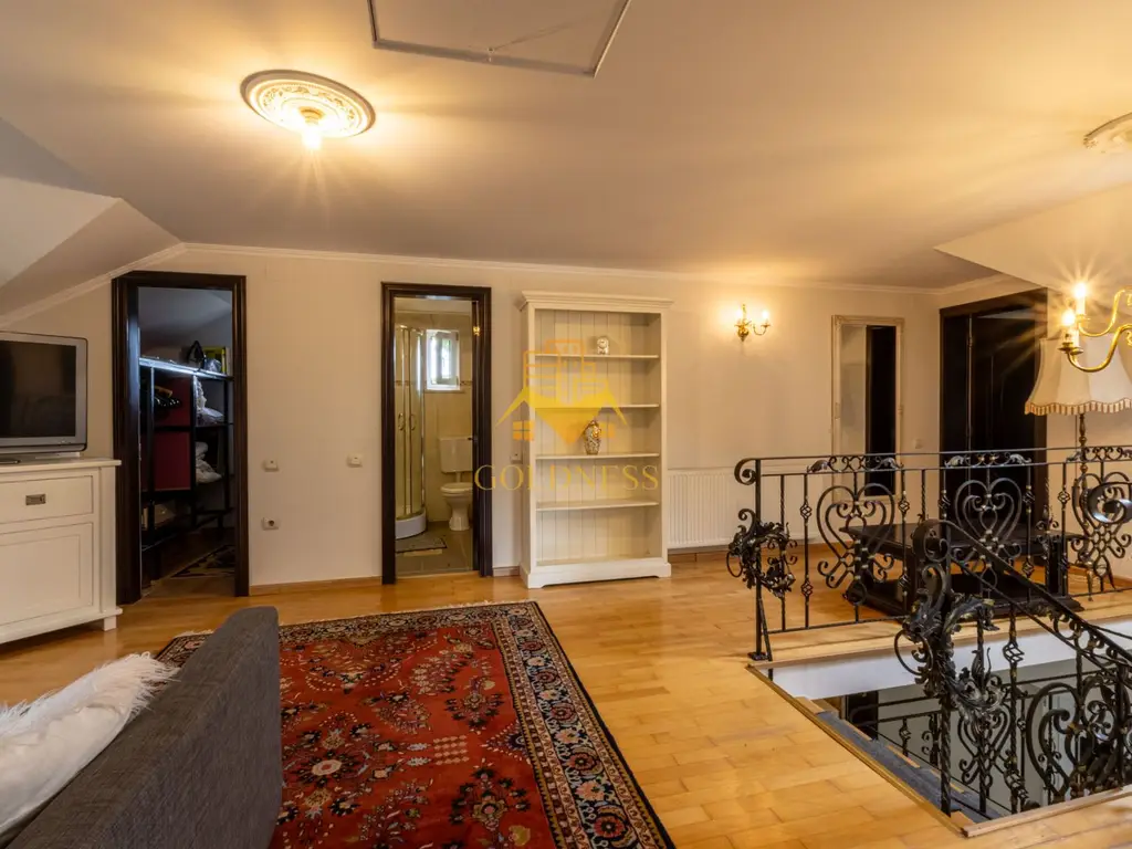 Casa individuala, 5 camere, dressing,garaj, 1000 mp gradina, Borhanci