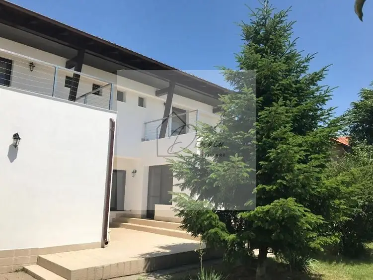 COM 0% I Vila 5 camere in Pipera I curte 1200mp I renovata2025