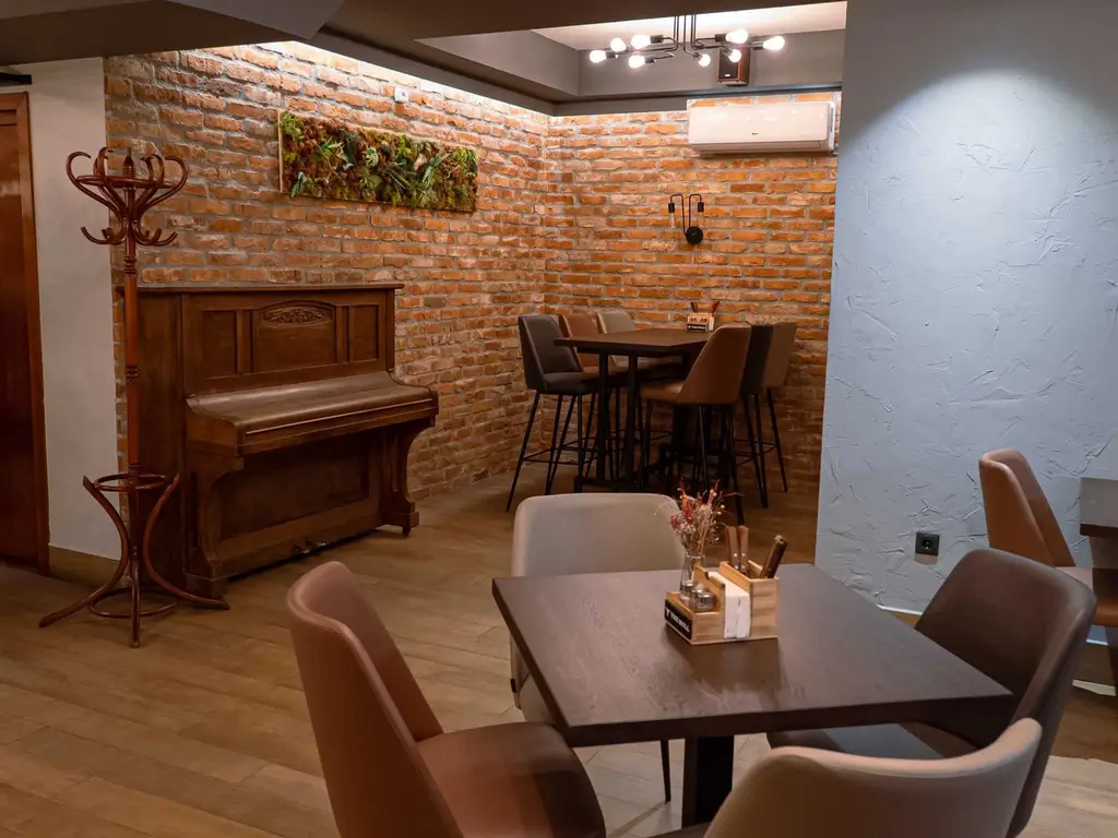 Spațiu comercial. Restaurant/Pizzerie/Pub