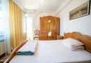 Apartament spațios cu 3 camere, 2 băi și 3 balcoane – zona FAR, bloc 2003