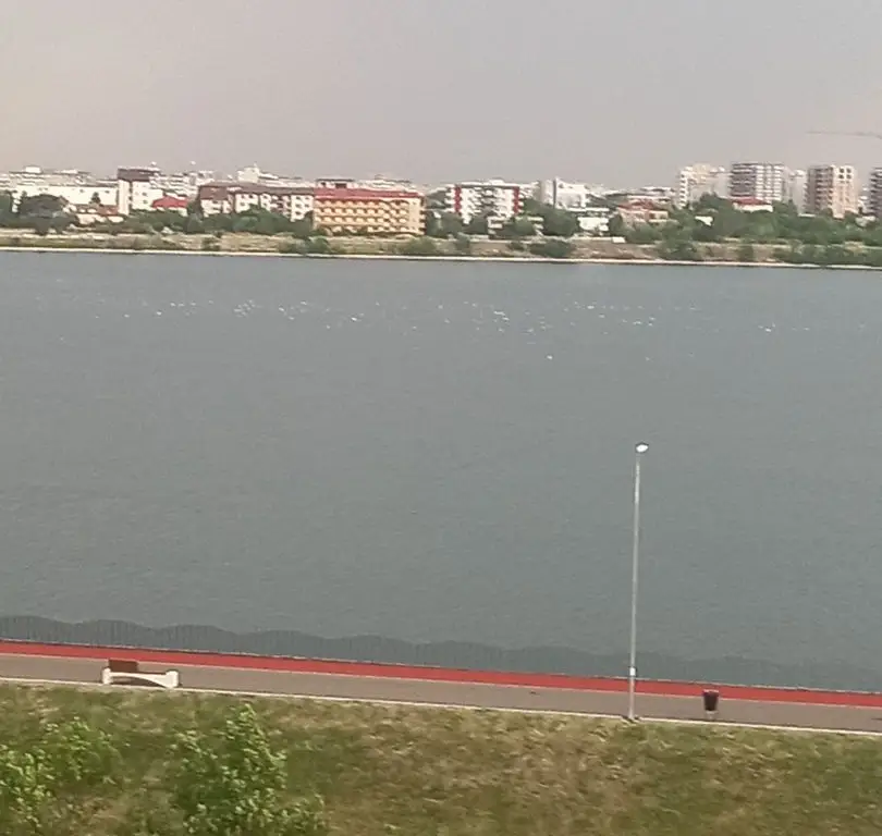 Vânzare ap 4 camere