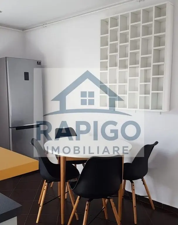 Apartament modern cu 3 camere de închiriat – la 5 minute de Iulius Mal