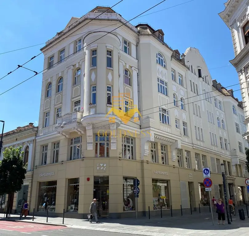 Apartament 40 mp la 2 minute de Piata Muzeului! Bloc istoric cu lift!