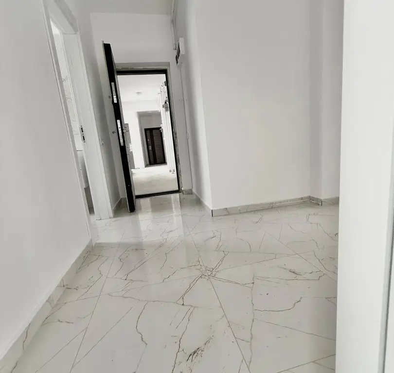 Ap. doua camere zona Militari Residence DOUA BALCOANE