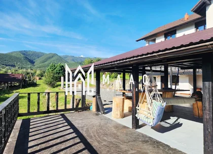 Vilă/Pensiune | 256 MPU | 7 camere | 2000 MP Teren | Tocile