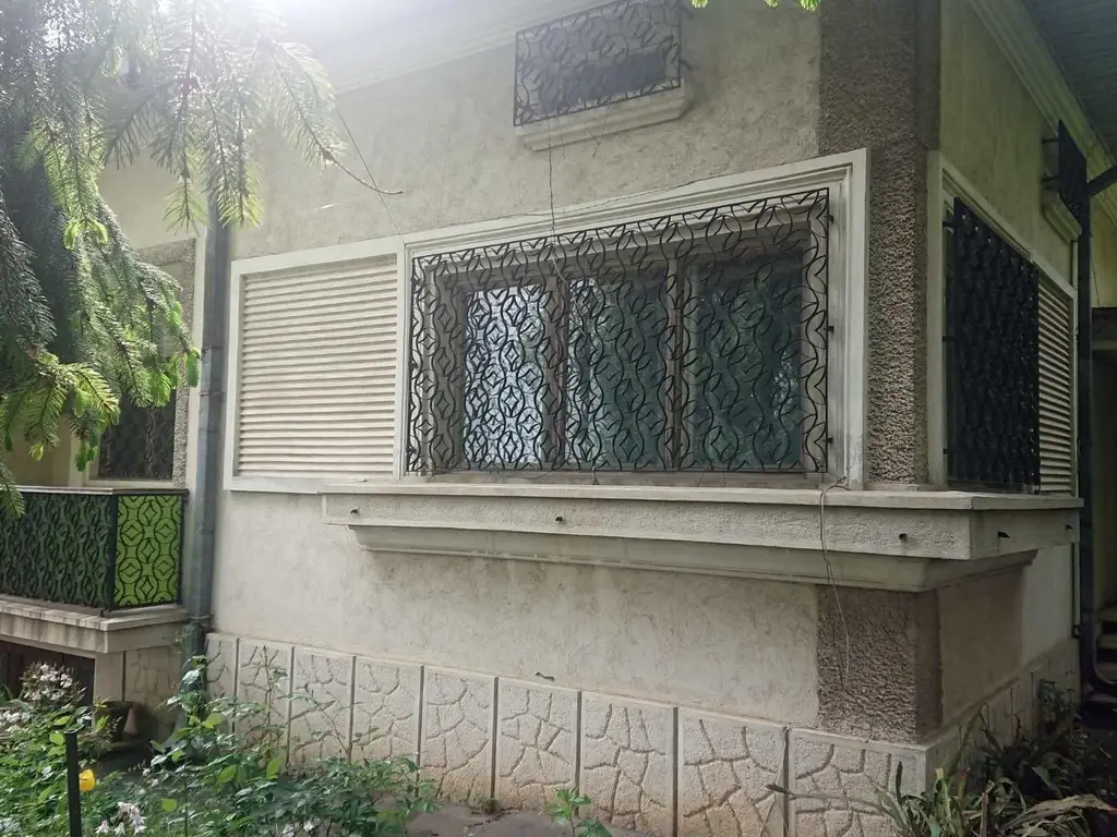 Vand casa tip vila, zona Copou