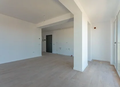 Apartament modern cu 2 camere și balcon generos | Zona Bartolomeu