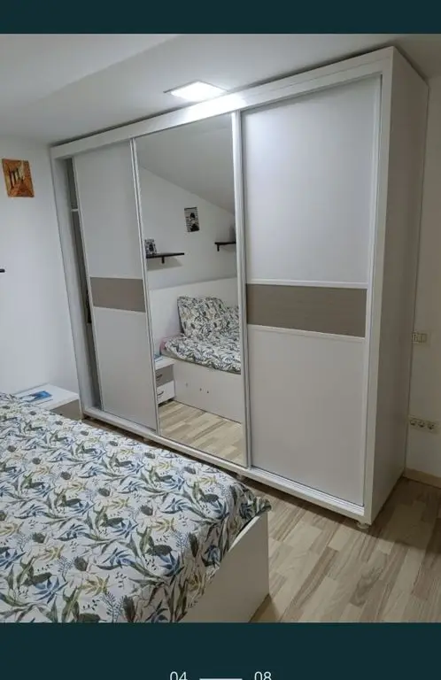 Ap mic si cochet in Piata Ovidiu
