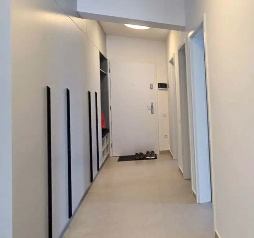 Apartament 3 camere de închiriat vedere spectaculoasă spre Tâmpa Qualis Coresi