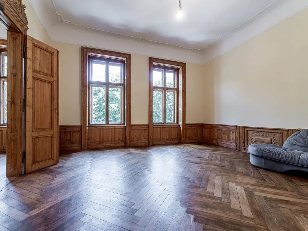 Apartament istoric pe Bulevardul Revoluției