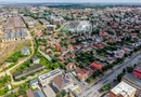Casă cu teren de 370 mp în Zona Funcționarilor